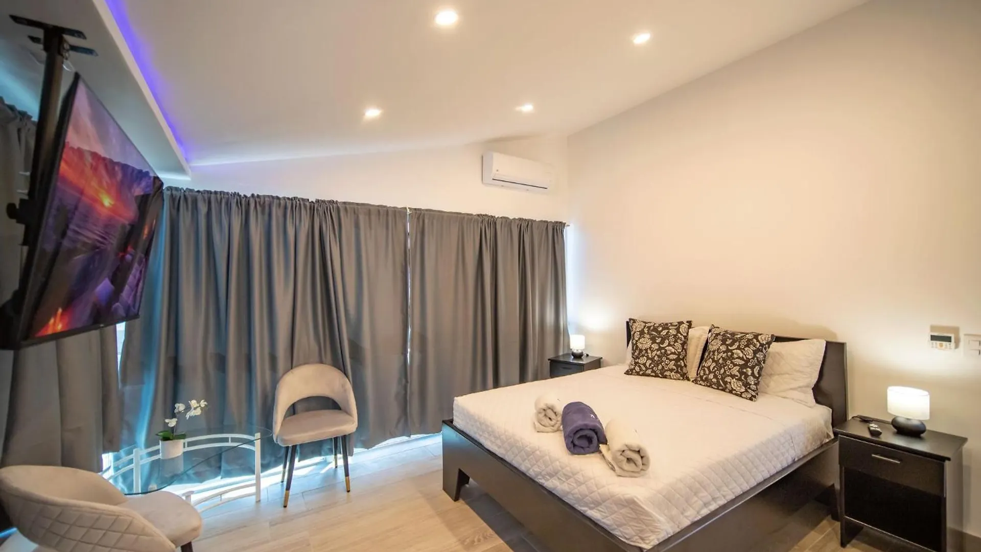 3Br Luxury Penthouse, 300M From Beach Apartamento Sosúa